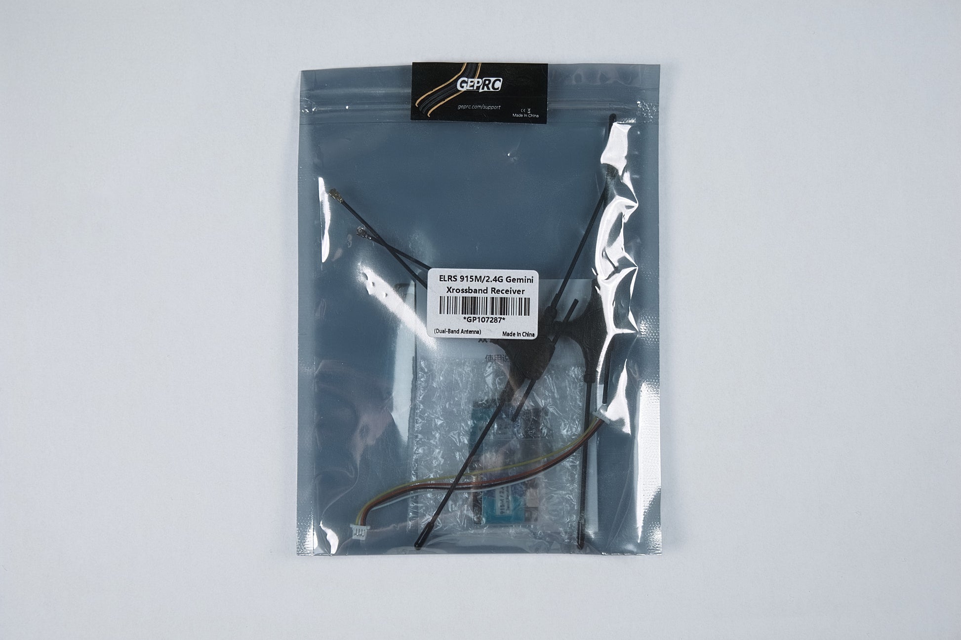 fpv geprc gemeni dual band receiver packaged on a white background